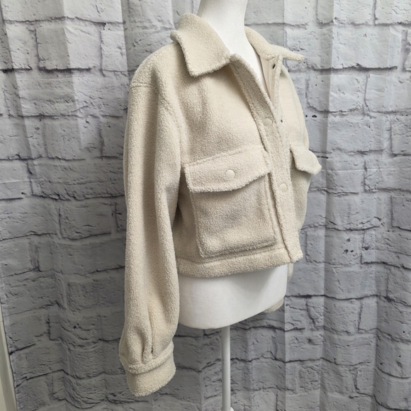 Abercrombie & Fitch Cream Sherpa Teddy Jacket Size Small - Picture 7 of 16